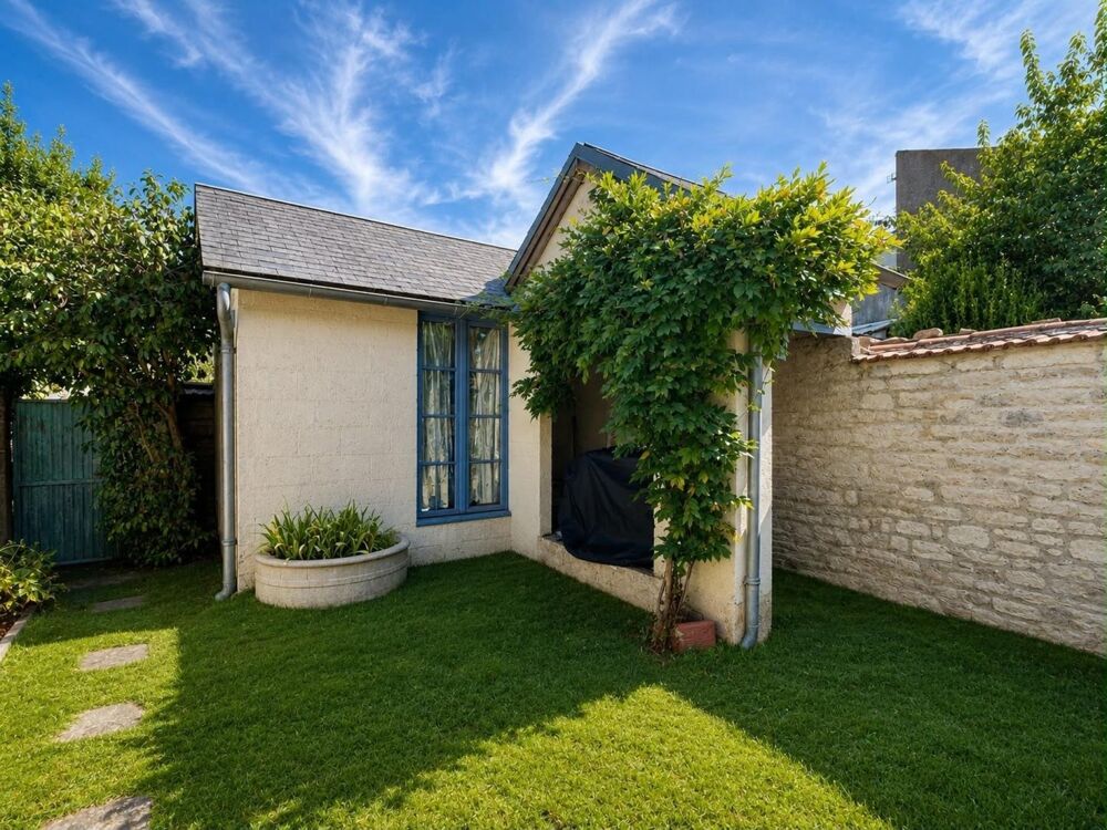 Vente Maison MAISON DE VILLE 3 CHAMBRES JARDIN CLOS ET DÉPENDANCES Fontenay-le-comte
