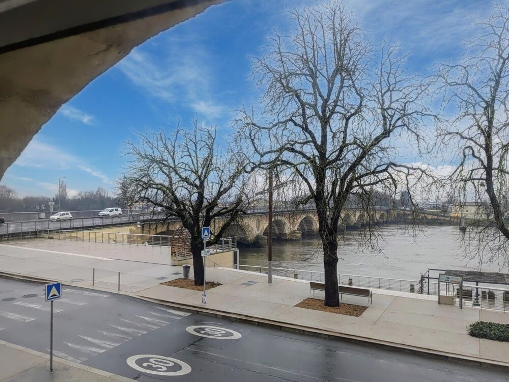 Vente Appartement Appartement sur les quais avec grande terrasse Libourne