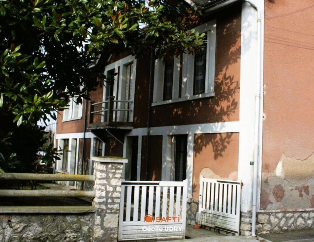 Maison 11 pièces 415 m² · à Saint-Aignan · 415 m² · 60 000 €