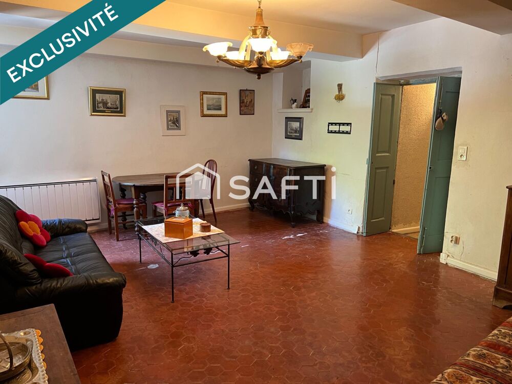 Une belle maison de village avec une âme certaine et beaucoup de charme; bien situé au coeur du village à proximité d e tou