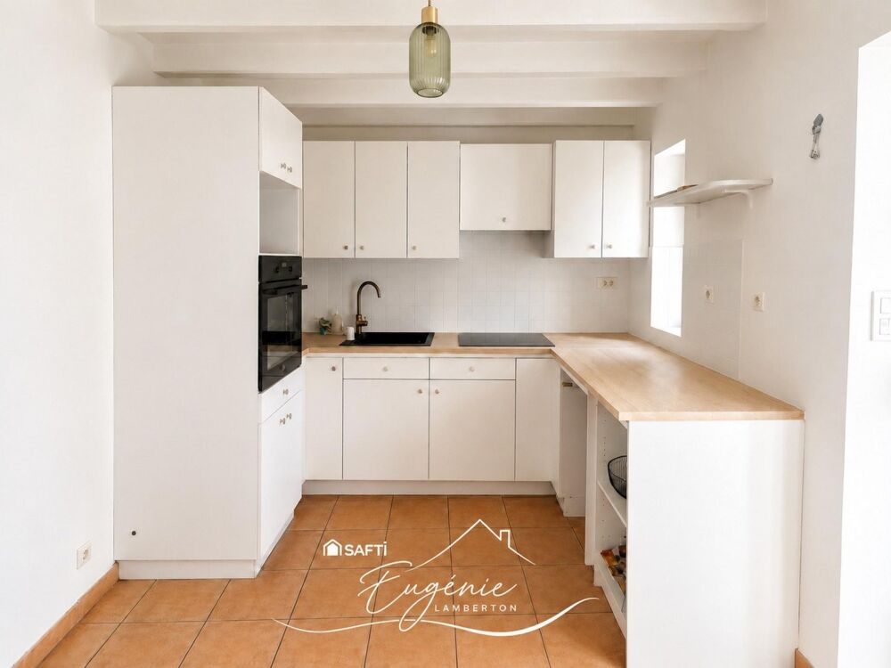 Vente Maison Maison de caractère – Beaux volumes, pierre et poutres apparentes Saint-maxire