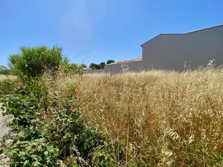  Terrain à vendre 701 m²