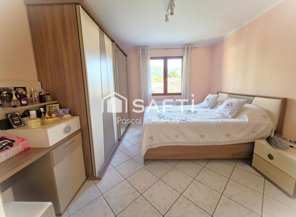 Vente Maison Maison t5 de 136m² avec un jardin de 588m², quartier calme Foix