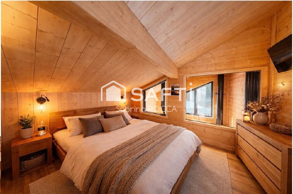 LA PLAGNE  CHALET INDIVIDUEL 118 m²  6 CHAMBRES  ESPACE BIEN-ÊTRE  SKIS AUX PIEDS  DOMAINE SKIABLE PARADISKI