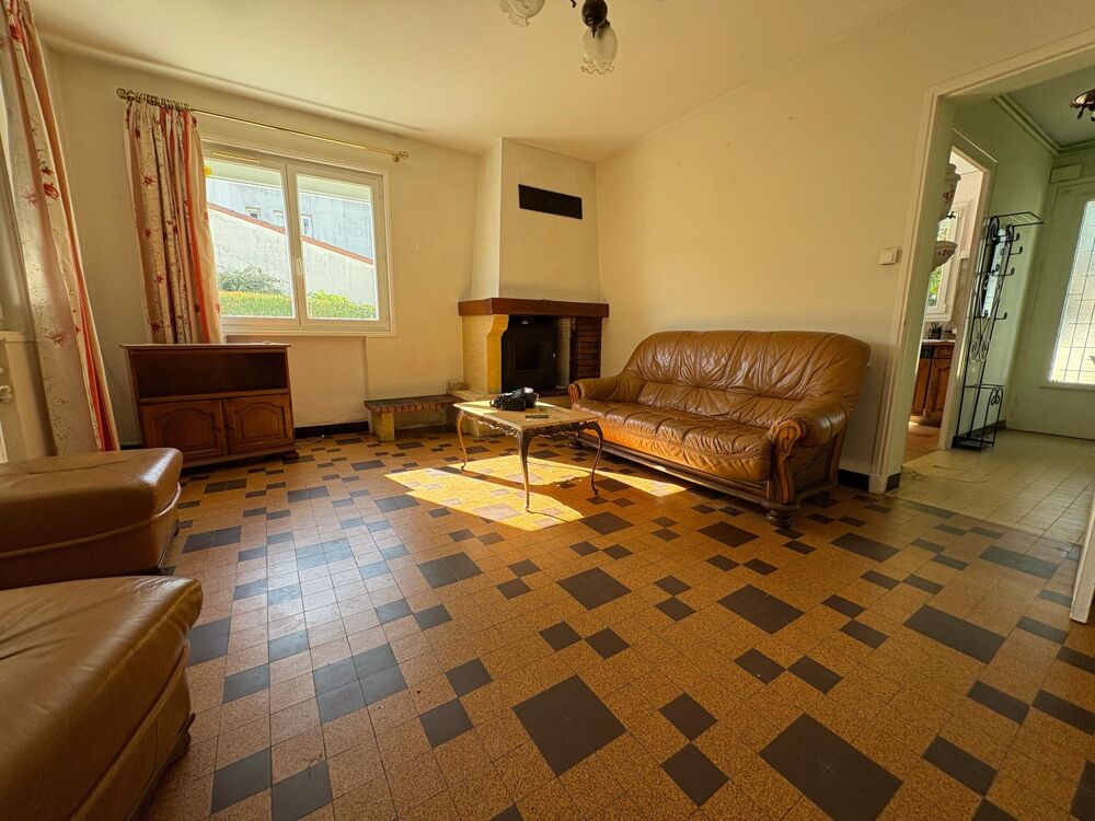 Vente Maison Maison 4 chambres à rénover, proche commerces Lagord