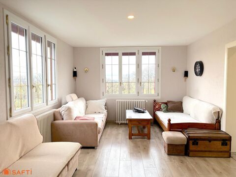   Magnifique maison avec grange et vaste terrain Maison - 5 pi�ce(s) - 170 m�