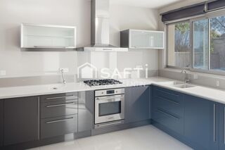  Maison � vendre 4 pi�ces 180 m�