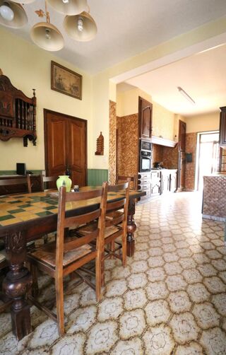  Maison à vendre 9 pièces 215 m²