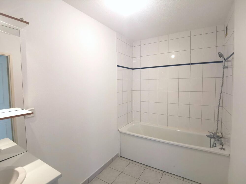 Idéal pour les étudiants - Appartement T2 en rez de jardin avec terrasse -