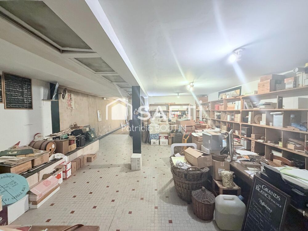 Vente Immeuble IMMEUBLE DE 3 LOGEMENTS + LOCAL COMMERCIAL AU CENTRE VILLE DE NIORT Niort