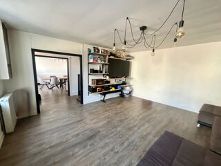  Maison  vendre 5 pices 182 m