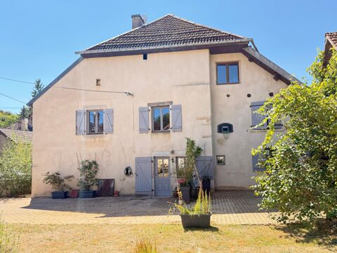   Maison ancienne de 1750, 5 chambres, dépendance et jardin. Maison - 9 pièce(s) - 224 m²