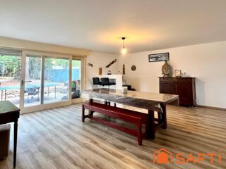  Maison à vendre 10 pièces 252 m²