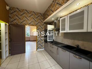  Maison à vendre 9 pièces 221 m²