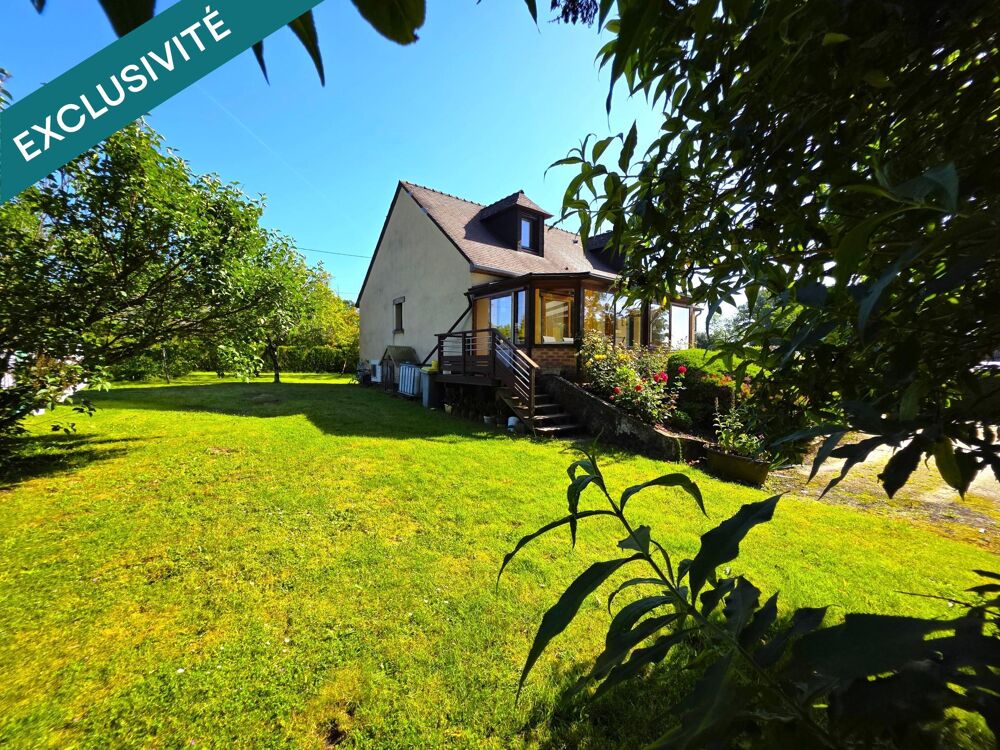 Maison avec vie de plain-pied, garage en sous-sol, terrain sur Baugé