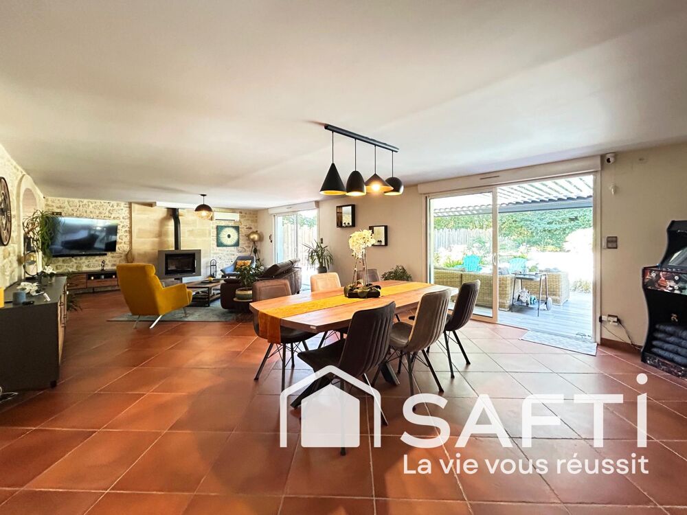 Vente Maison Maison de 223m² - 8 pièces - Piscine - Garage Vayres