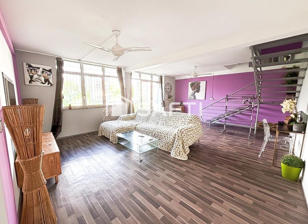 APPARTEMENT DUPLEX 3 CHAMBRES - SECTEUR CLUNY
