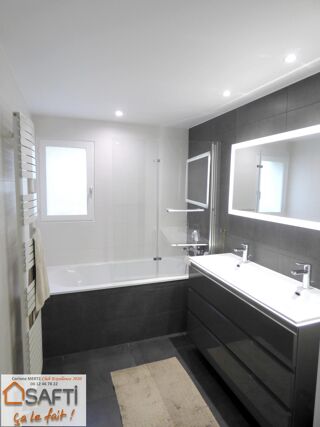  Maison � vendre 8 pi�ces 246 m�