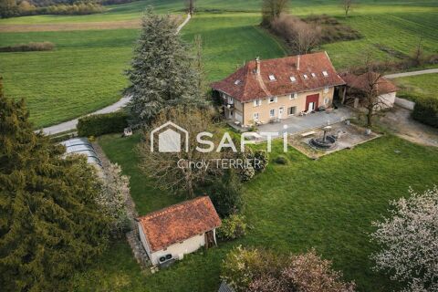   Domaine de caract�re avec piscine et d�pendances � cadre champ�tre Maison - 11 pi�ce(s) - 429 m�