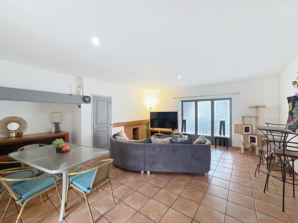 Vente Maison Maison de village rénovée avec charme, cour extérieure Saint-porquier