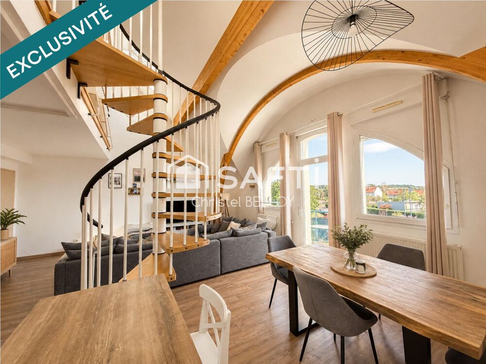 Vente Appartement Coup de coeur - Duplex de 72m2 avec son plafond cathédrale à seulement 1km de la gare SNCF Valmont