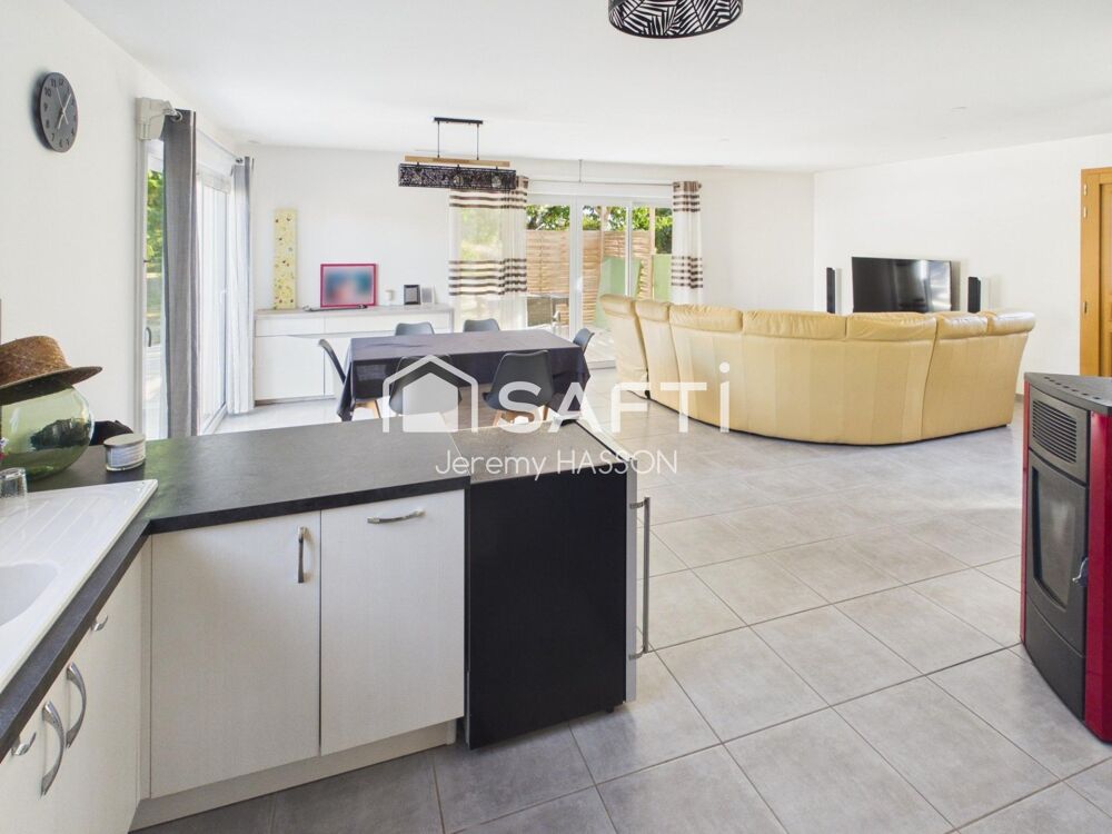 Maison contemporaine de Plain-pied, Clim gainable & Jardin clos