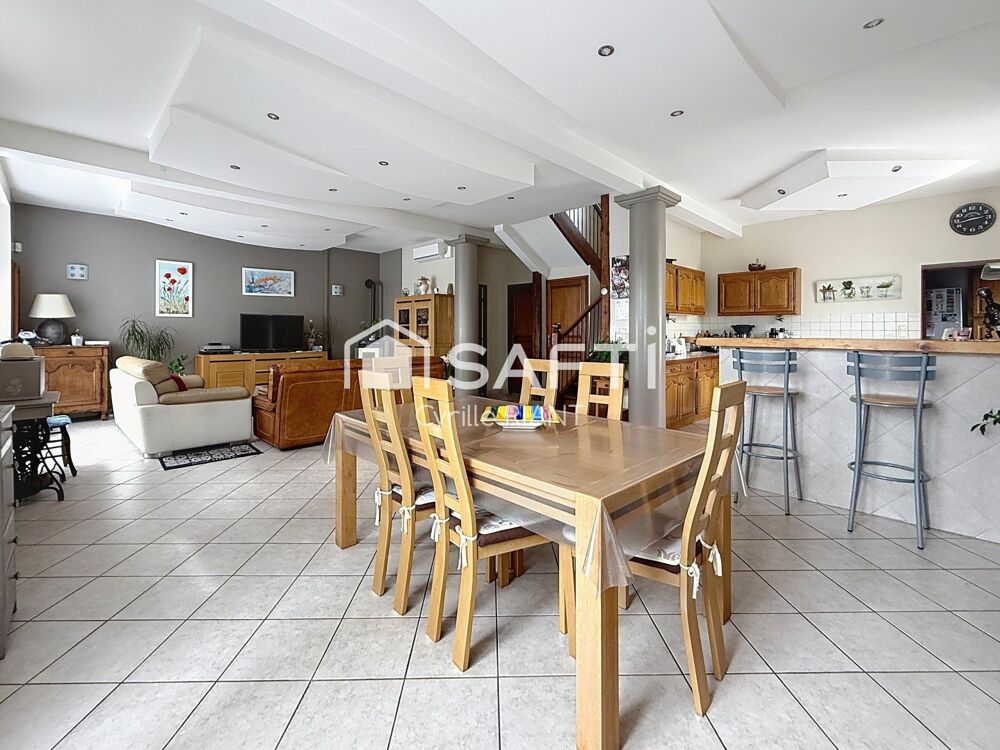 Maison familiale de 221 m²