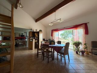  Maison � vendre 5 pi�ces 209 m�