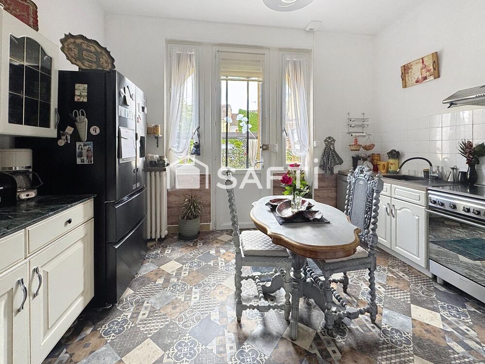 Vente Maison Maison individuelle 7 pièces en plein cœur de Digoin avec jardin Digoin