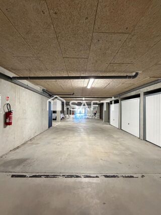  Parking / Garage à vendre 