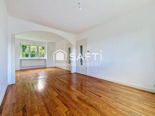  Appartement à louer 5 pièces 95 m²