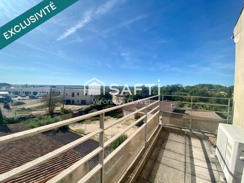   rès beau local commercial ou bureau  à usage professionnel de 65m2 avec un balcon et une place de parking sécurisée et fermée  a 