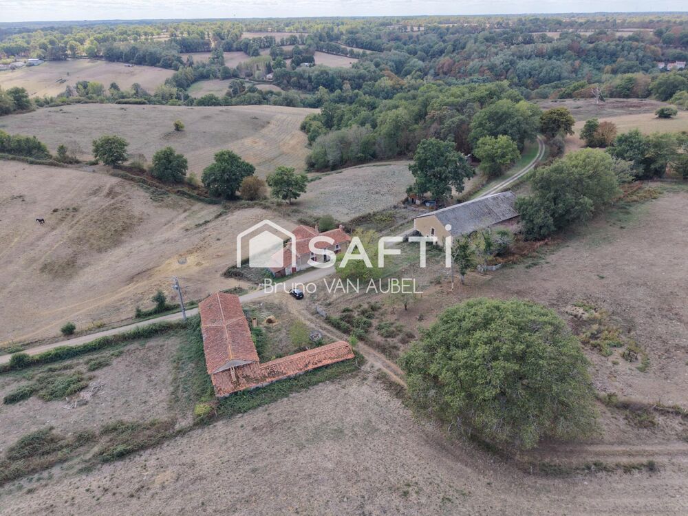 Vente Maison Ferme avec 4 hectares de terrain Mouterre-sur-blourde