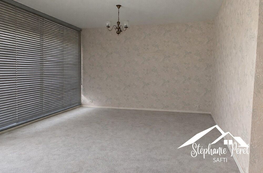 Appartement T3 de 88 m² avec balcon, garage et cave  Ussel