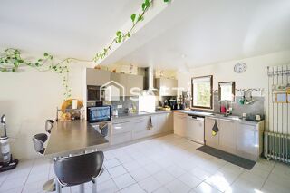  Maison  vendre 7 pices 200 m