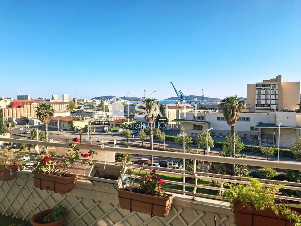 Bel appartement T4 vue sur la rade de Toulon