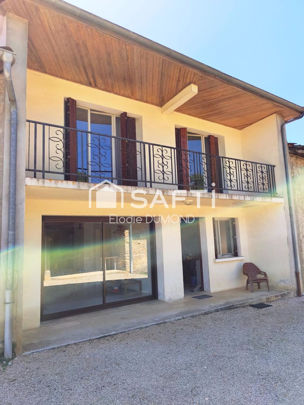Jolie maison de village à rénover d'une surface habitable de 170 m2