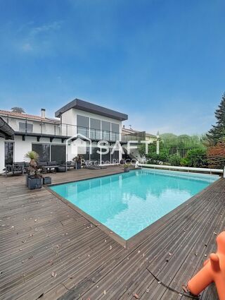  Maison à vendre 7 pièces 196 m²