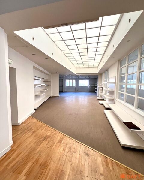 Bureaux 420m2 &agrave; vendre lumineux et traversant 209500 59100 Roubaix