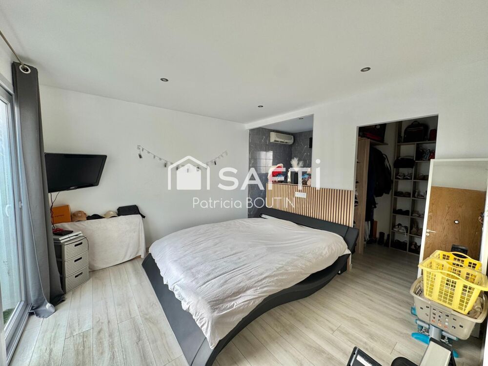 Vente Maison PAVILLON DE PLAIN PIED 4 CHAMBRES DONT UNE SUITE PARENTALE + DOUBLE GARAGE A SAINT MAXIRE ! Saint-maxire