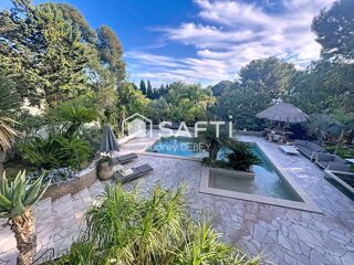  Maison � vendre 8 pi�ces 398 m�