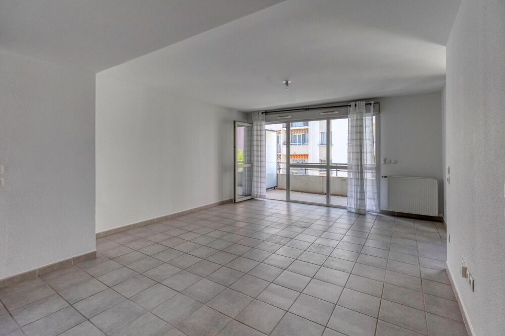 Vente Appartement T3 Grenoble traversant avec 2 terrasses – Résidence BBC 2012 Grenoble