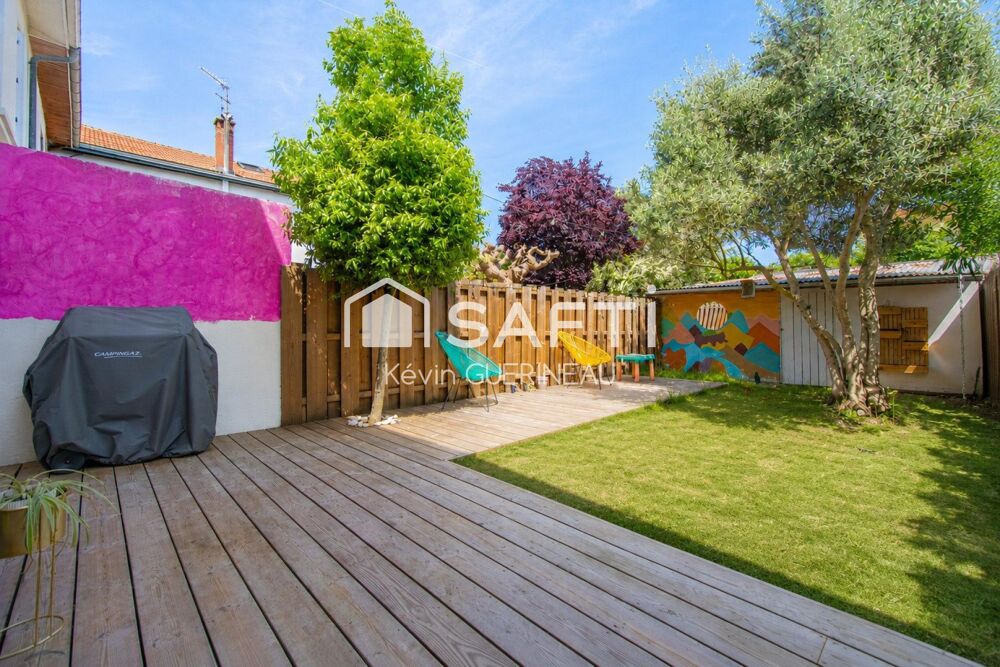 Echoppe rénovée, 3 chambres, 1 bureau et jardin