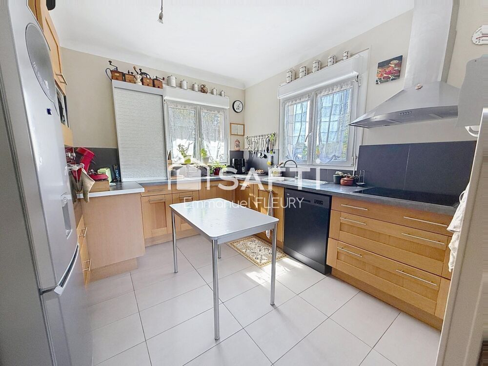 Grande maison sur une parcelle de plus de 4000m2 proche Chezine