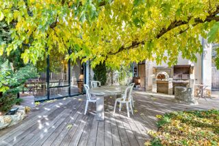  Maison � vendre 9 pi�ces 342 m�