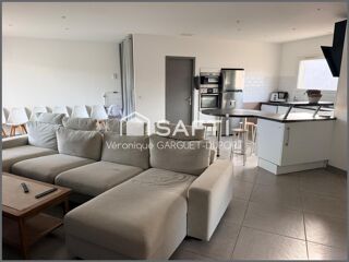 Vente Maison Villa de plain-pied avec piscine et vue dégagée Saint-andre-de-roquelongue