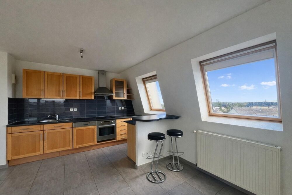 Bel appartement T3 dernier étage avec ascenseur et une cave