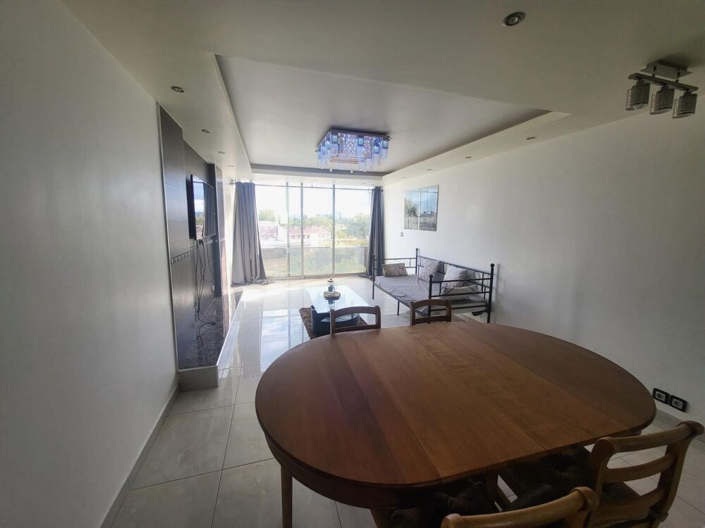 Vente Appartement Créteil Village F5 de 87m2 avec cave et Box Creteil