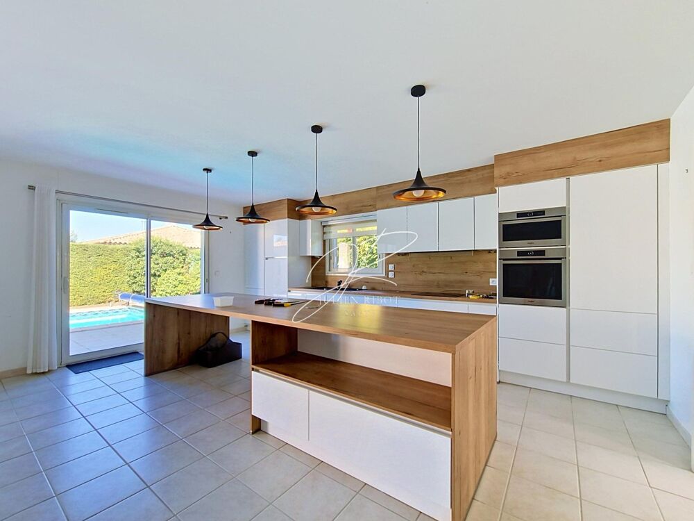 Vente Maison Villa T5 4 chambres 142 m² piscine Sauvian