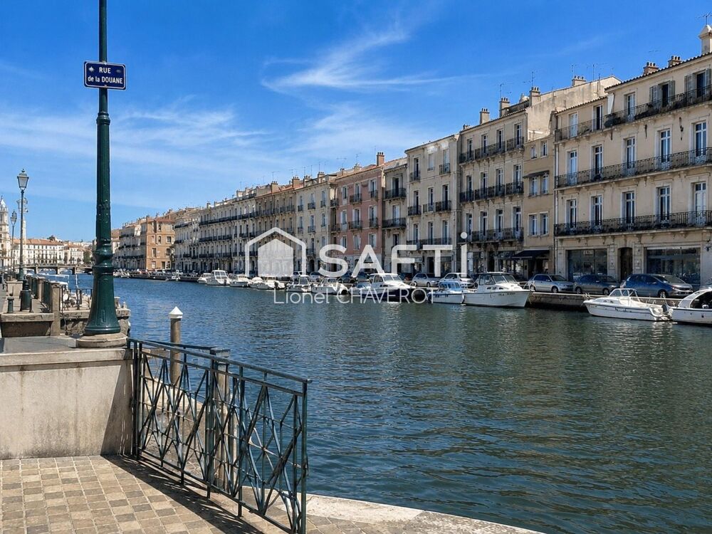 Vente Appartement Cet appartement t de 3 chambres avec salle d'eau et WC séparés offre de beaux volumes et un fort potentiel pour créer un cadre d Sète
